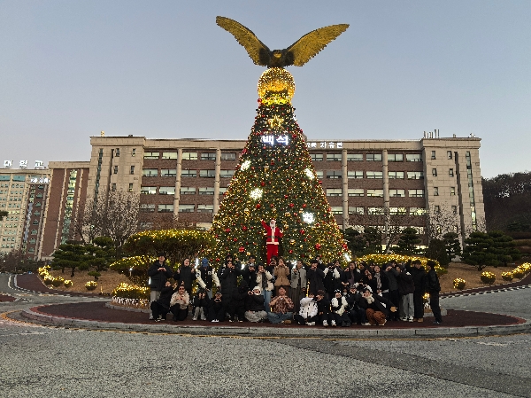 [시각디자인] 백석문화대 시각디자인과 크리스마스 전등식  대표이미지