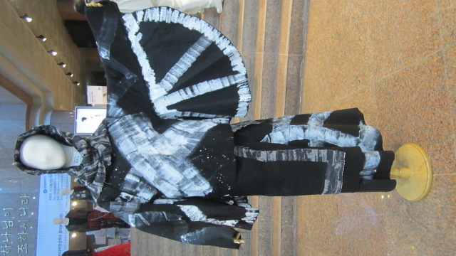 [패션스타일디자인]2025 제15회  캡스톤디자인 상상프로젝트(졸업작품전시회) 17번째 첨부파일 이미지