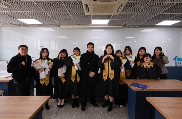 축!!졸업 대표이미지