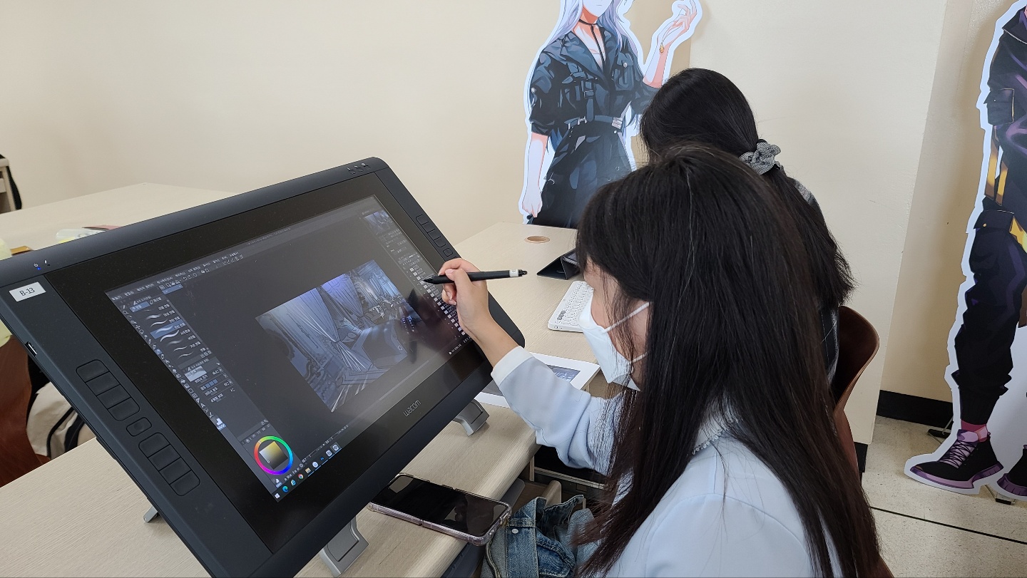 웹툰애니메이션학부 캐릭터디자인 교과목 수업사진 7번째 첨부파일 이미지