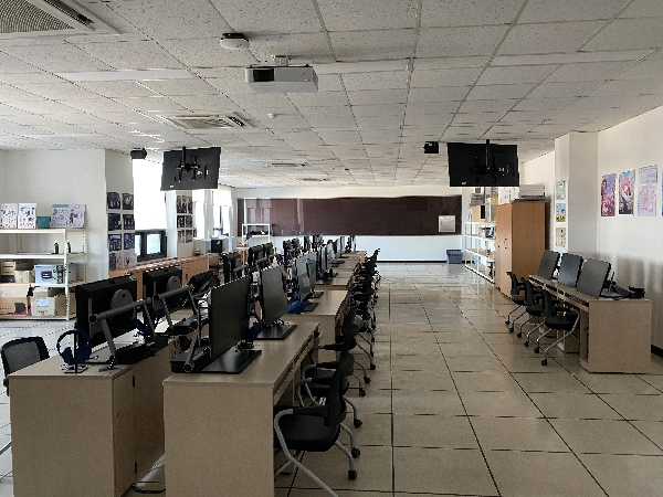 2023학년도 웹툰애니메이션학부 801호 실습실 및 기자재 현황 대표이미지