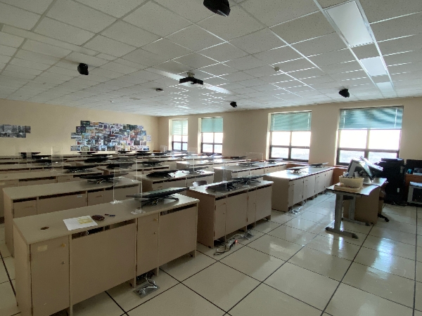 2023학년도 웹툰애니메이션학부 803호 실습실 및 기자재 현황 대표이미지